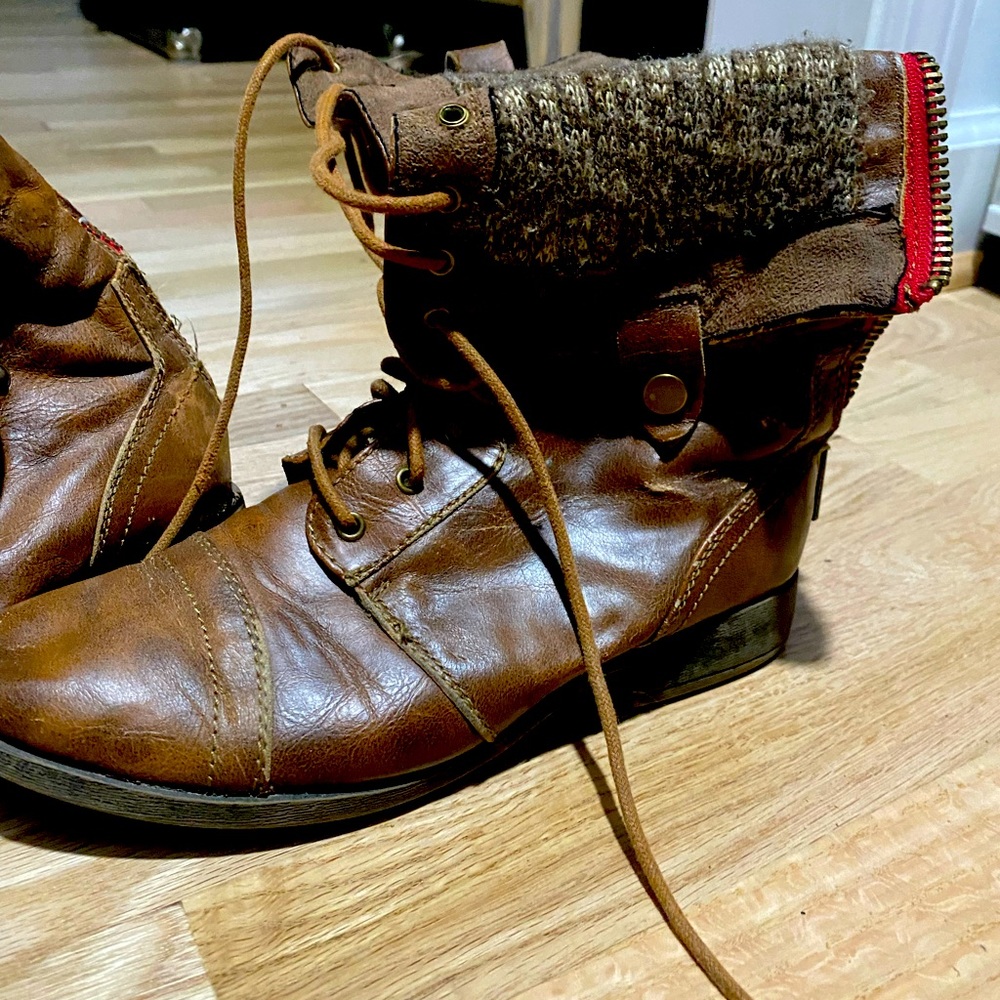 American Eagle Brown Leather Boots